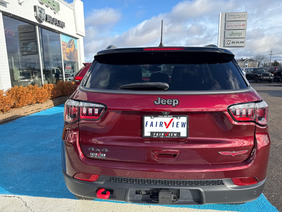 2022 Jeep Compass Trailhawk elite With advanced safety group navigation cold-weather group