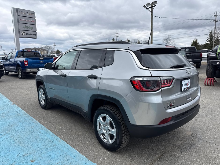 2022 Jeep Compass Sport