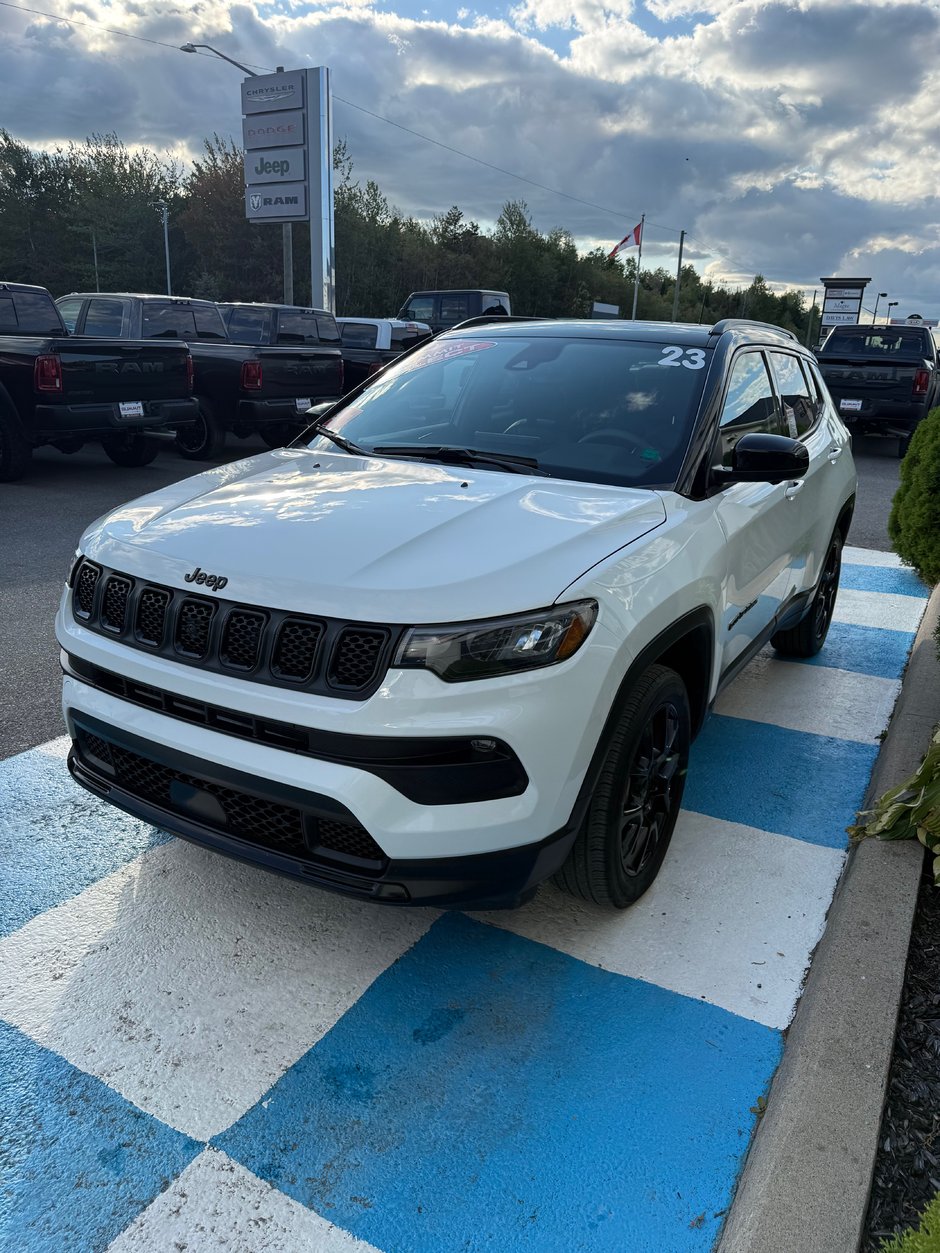 2023 Jeep Compass ALTITUDE
