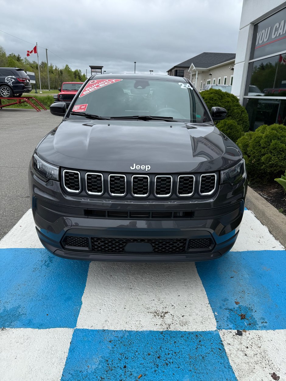2024 Jeep Compass SPORT