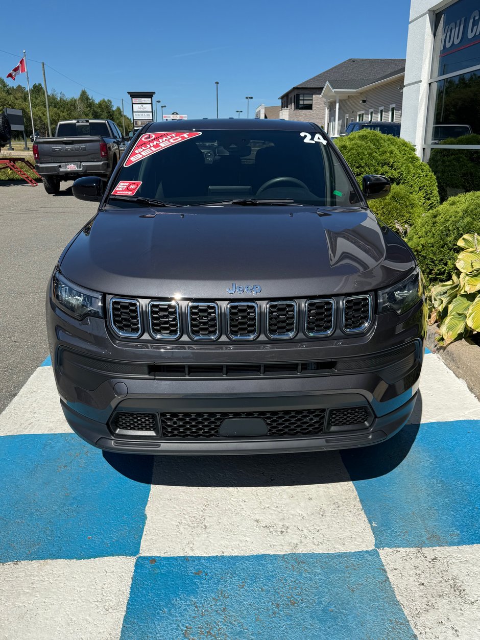 2024 Jeep Compass SPORT