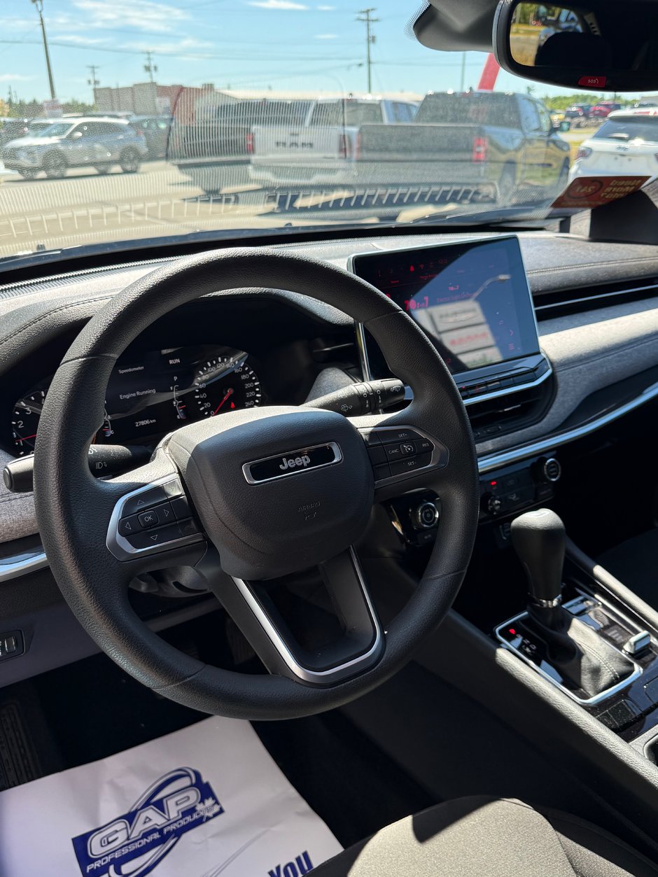 2024 Jeep Compass SPORT