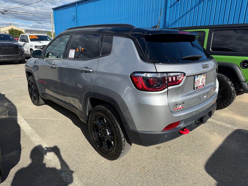 2024 Jeep Compass TRAILHAWK LOW KM!!