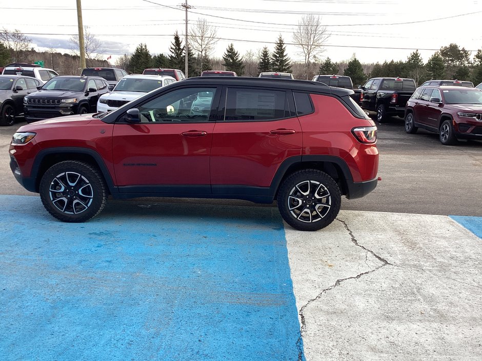 2025 Jeep Compass TRAILHAWK