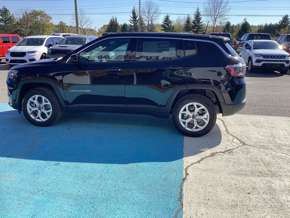 2026 Jeep Compass SPORT