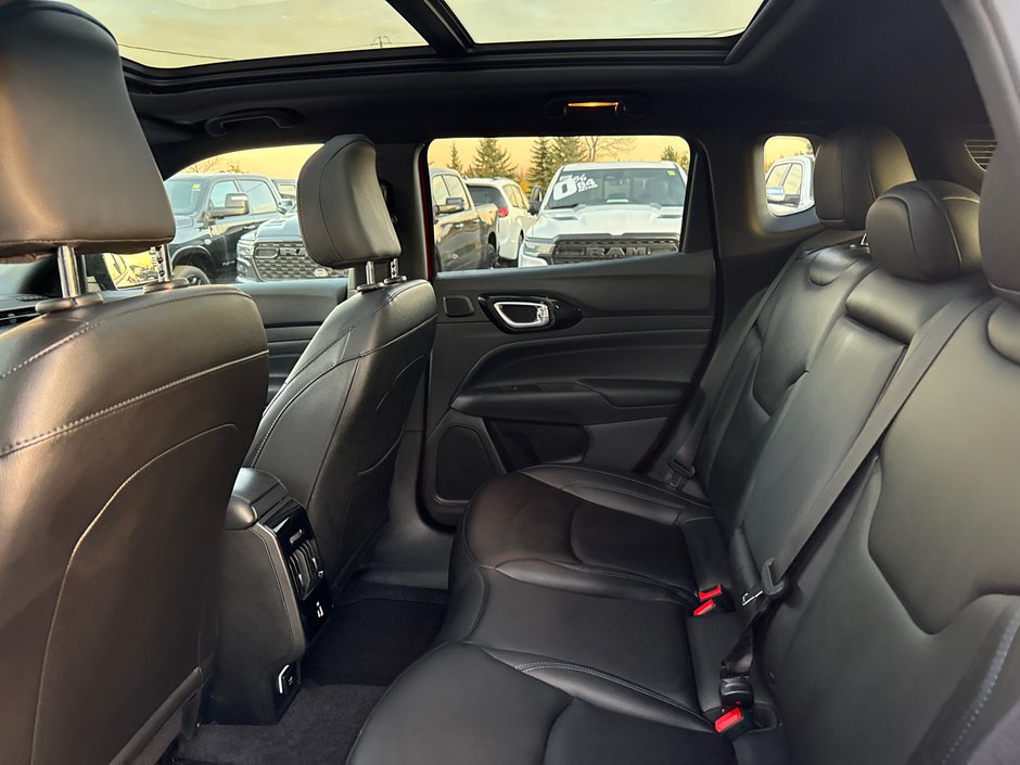2026 Jeep Compass Limited With sun and sound group