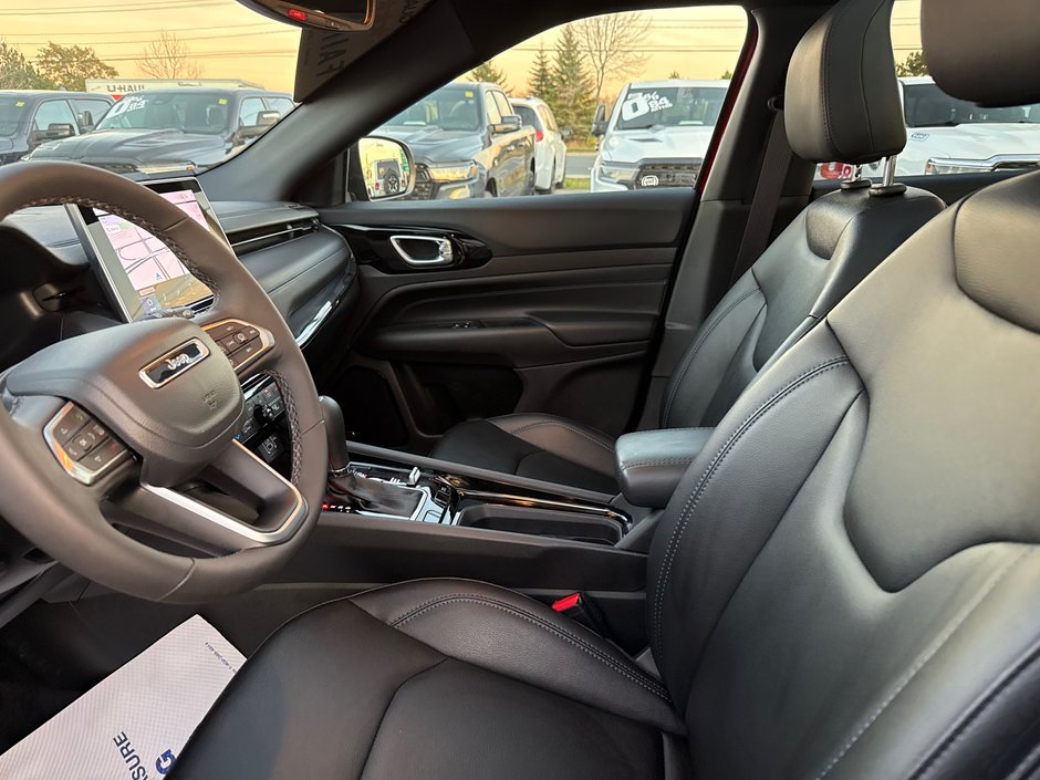 2026 Jeep Compass Limited With sun and sound group