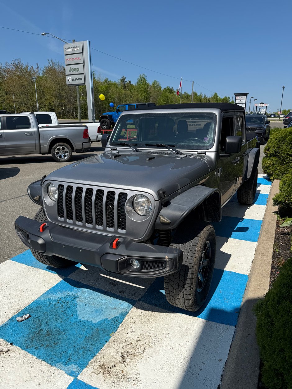 2020 Jeep Gladiator SPORT 4X4