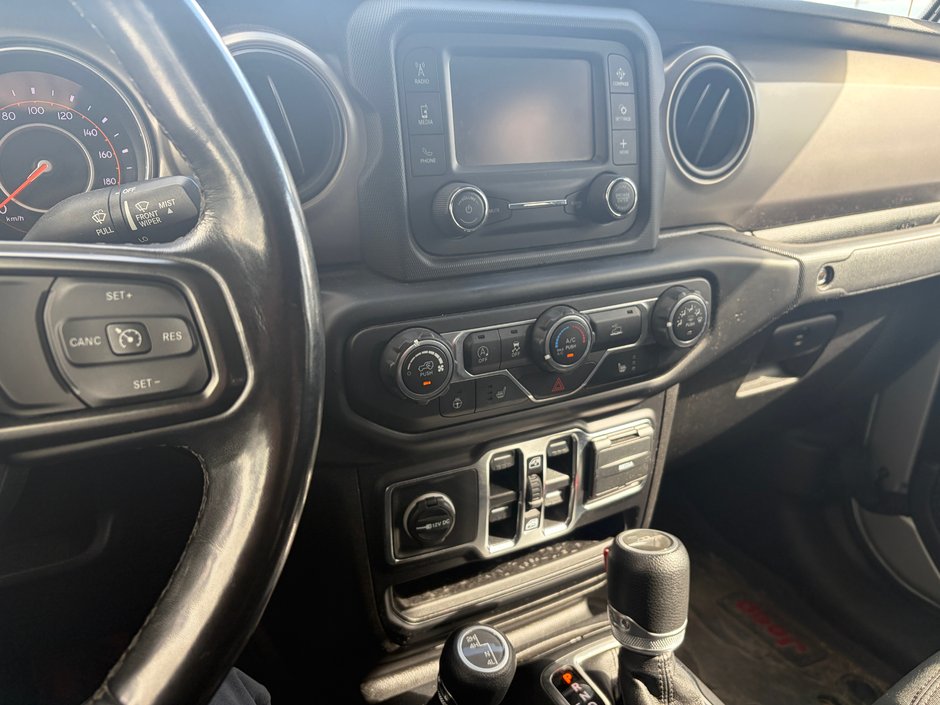 2020 Jeep GLADIATOR SPORT 4X4