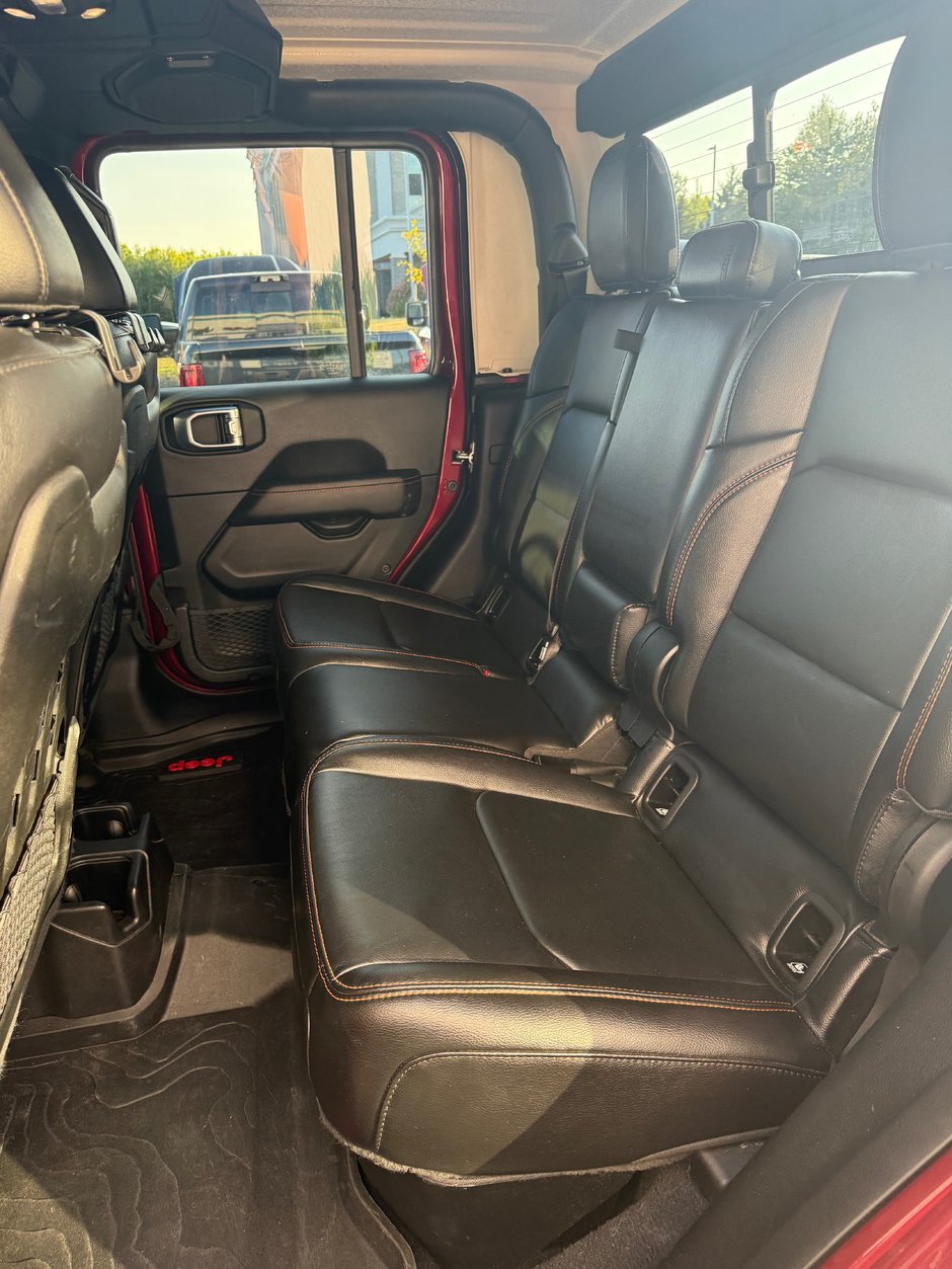 2021 Jeep Gladiator MOJAVE READY FOR WHATEVER ADVENTURE! Aftermarket wheels, bumper, side steps, and winch.