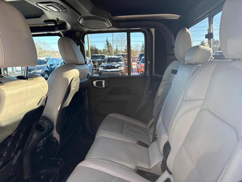 Jeep Gladiator Mojave 2021