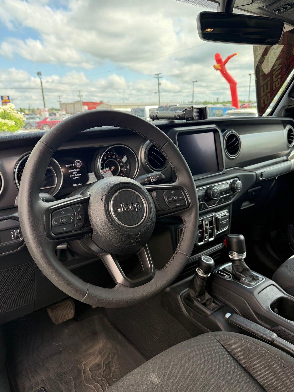 2023 Jeep Gladiator SPORT 4X4