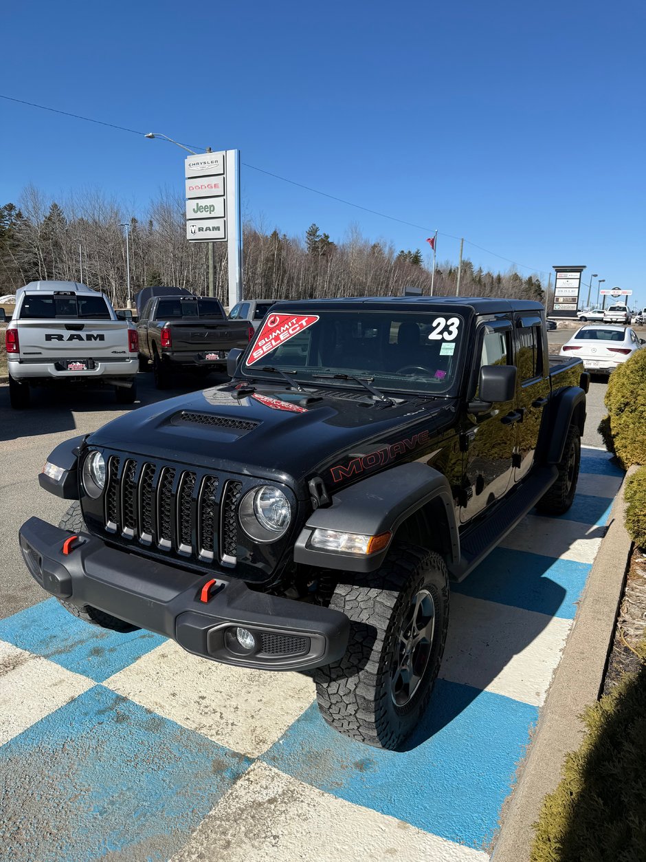 2023 Jeep GLADIATOR MOJAVE