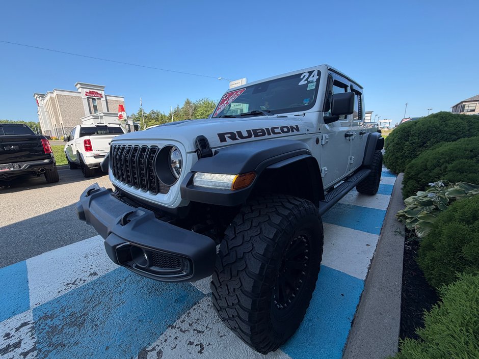 2024 Jeep GLADIATOR RUBICON UPGRADED WHEELS, TIRES, AND SUSPENSION!