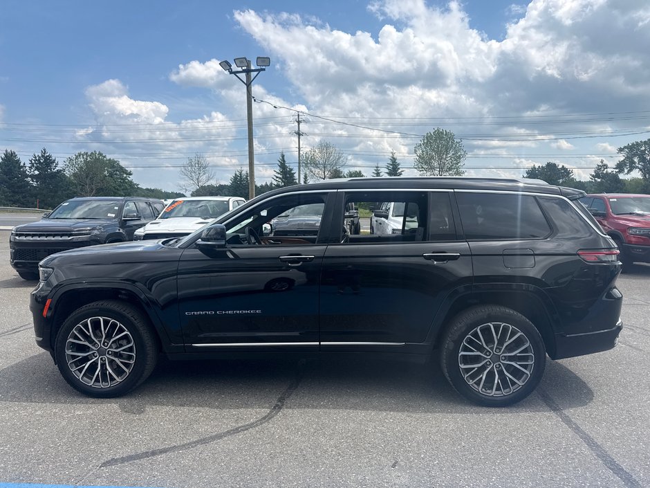 2021 Jeep Grand Cherokee L Summit with  5.7 Hemi McIntosh audio system, event, safety group, McIntosh audio system cool seating massage seating