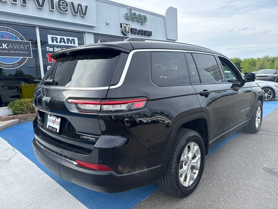 2023 Jeep Grand Cherokee L Limited New tires, new brake brakes, two year safety full panoramic roof