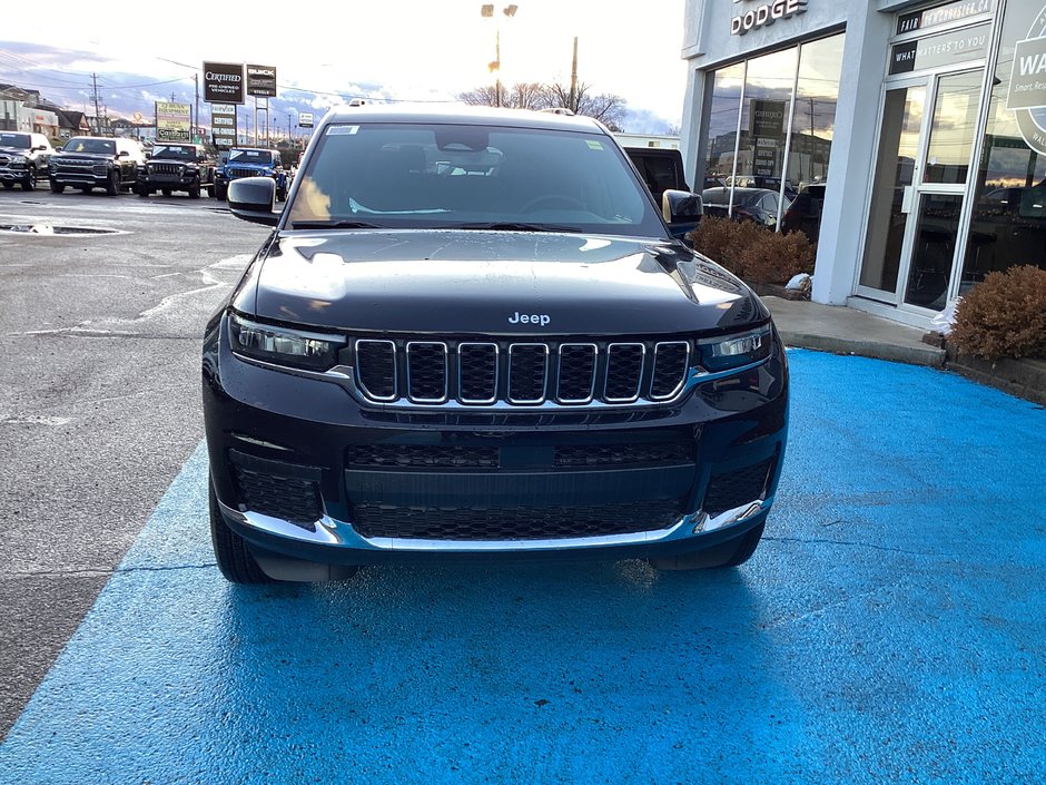 2024 Jeep Grand Cherokee L LAREDO