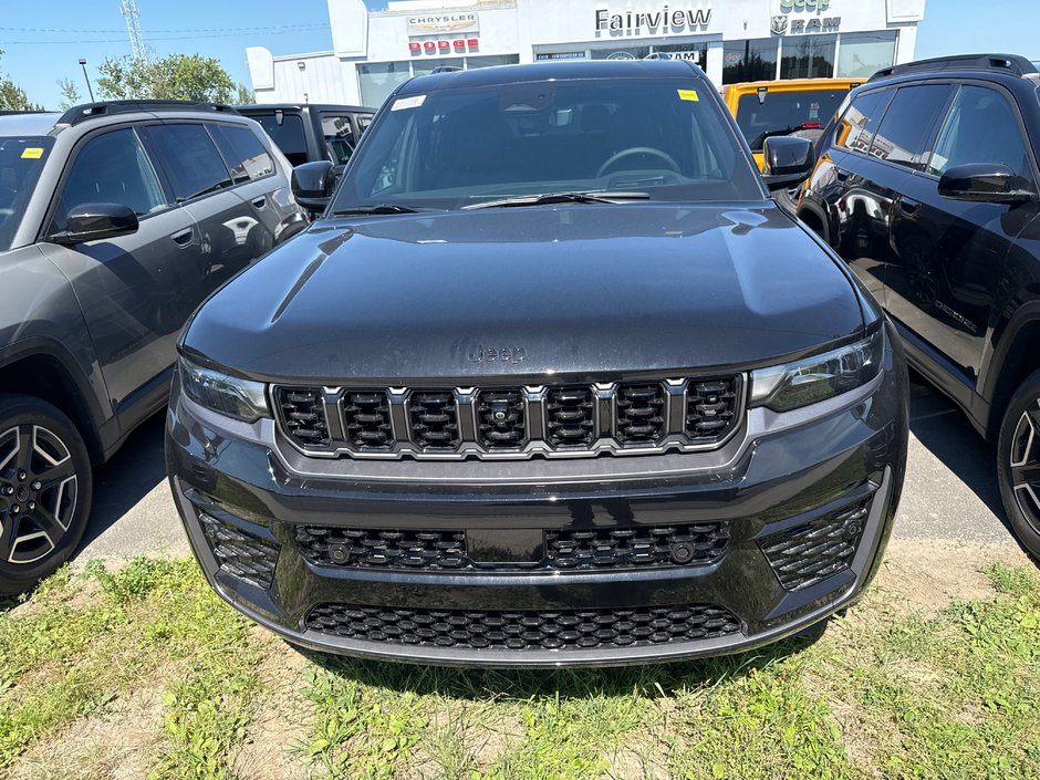 2026 Jeep Grand Cherokee L LIMITED RESERVE
