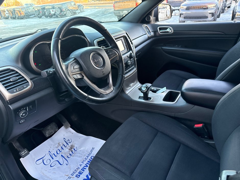 2014 Jeep Grand Cherokee Laredo New two-year motor vehicle wholesale direct