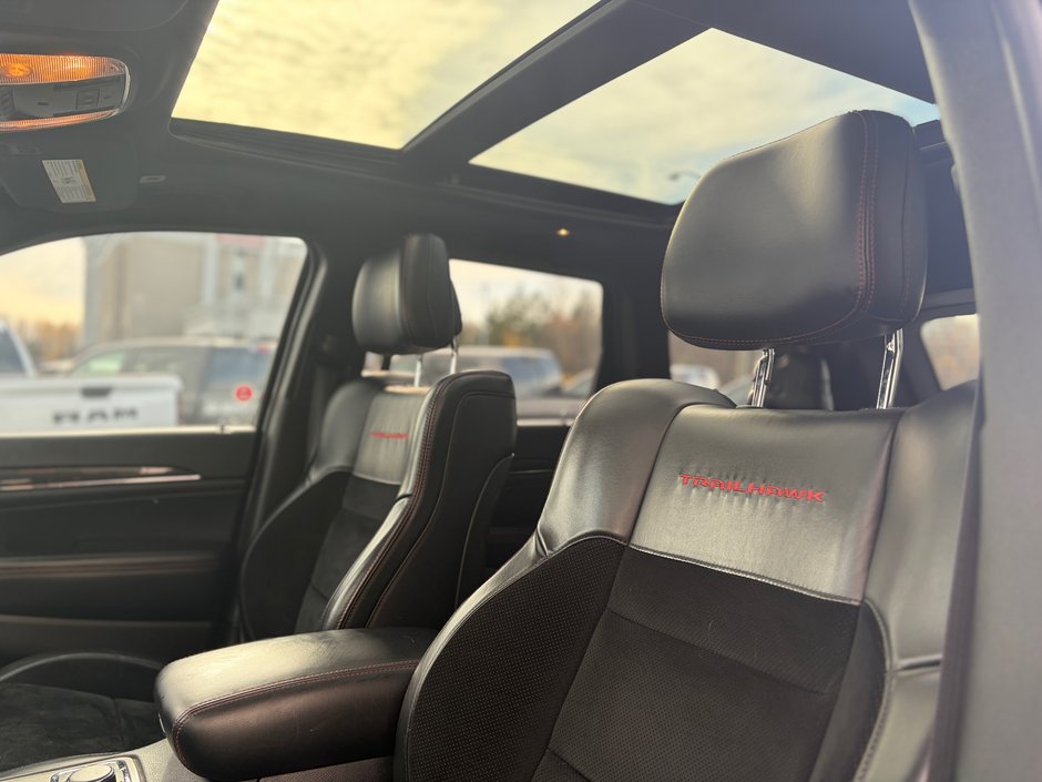 2017 Jeep GRAND CHEROKEE TRAILHAWK Trailhawk!