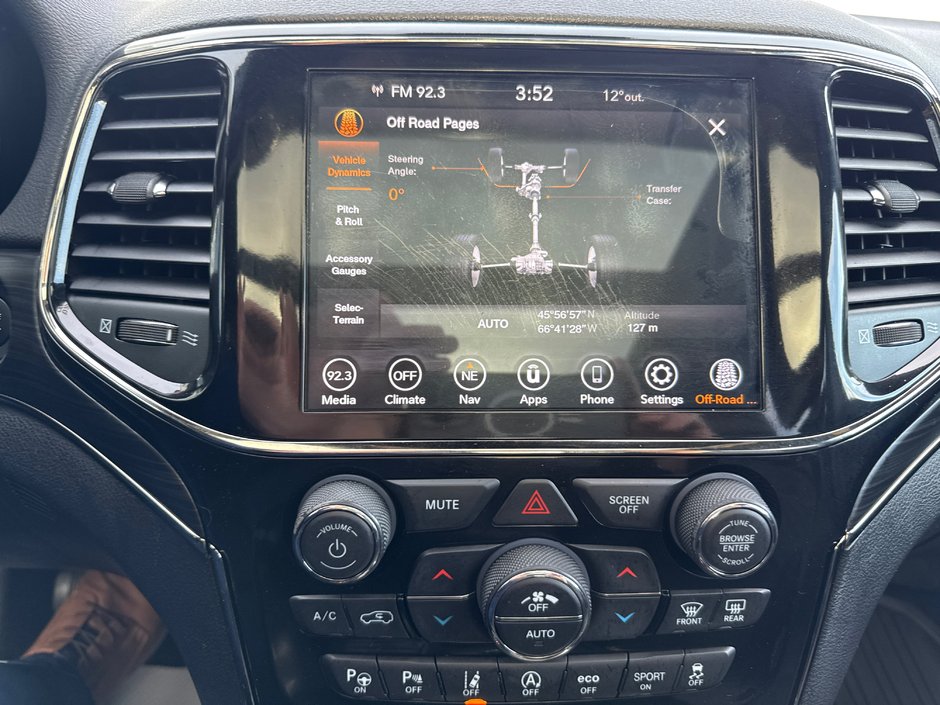 2020 Jeep Grand Cherokee Limited X New tires, new brakes, new MVI