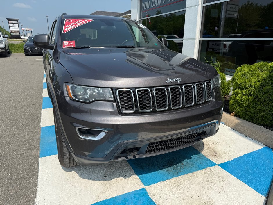 2021 Jeep Grand Cherokee LAREDO