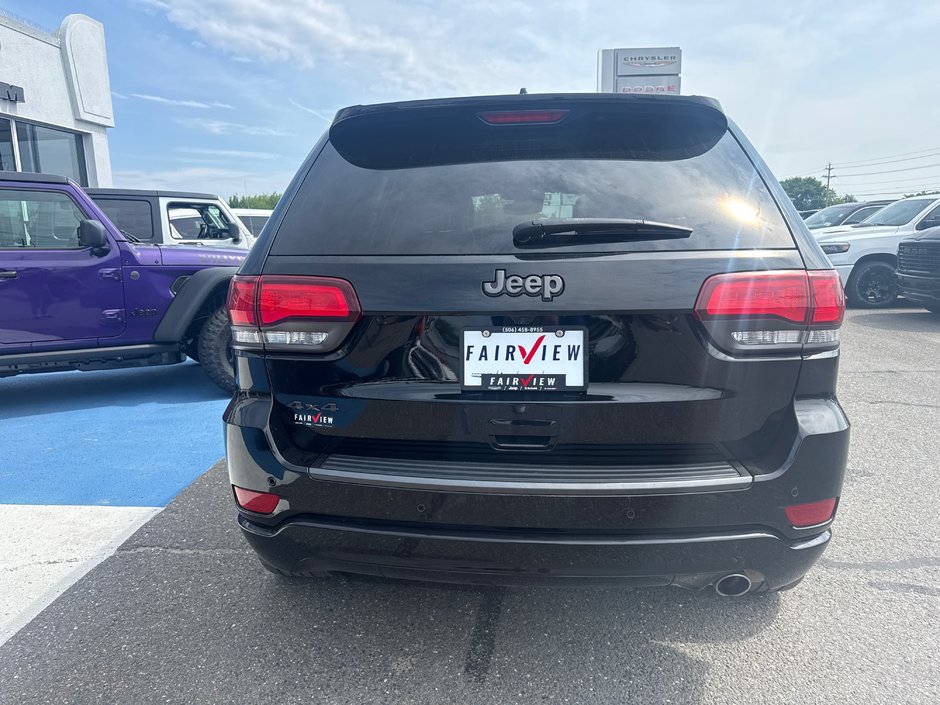 2021 Jeep Grand Cherokee Limited 80th Anniversary Edition Upgraded rims, upgraded leather, upgraded audio system