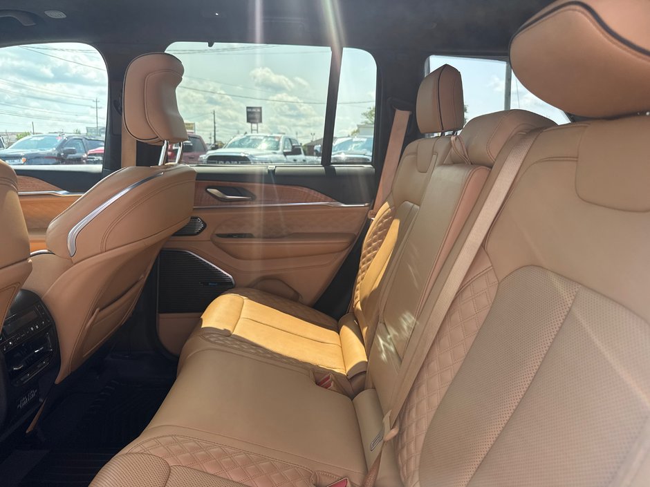 2022 Jeep Grand Cherokee Summit Reserve With a 5.7 hemi producing over 380 hp