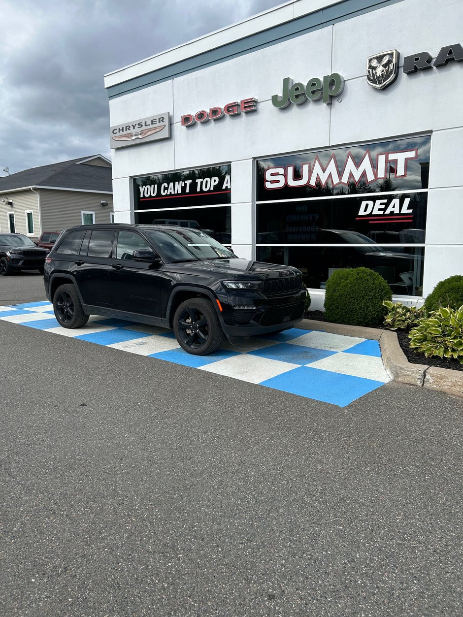 Jeep Grand Cherokee LIMITED 2023