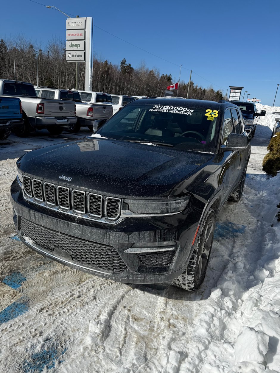 2023 Jeep Grand Cherokee LIMITED