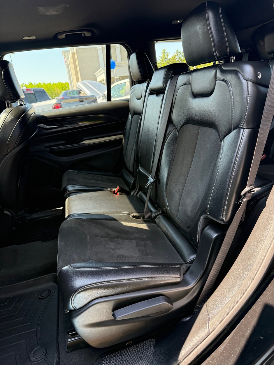 2023 Jeep Grand Cherokee GRAND CHEROKEE L ALTITUDE GRAND CHEROKEE L