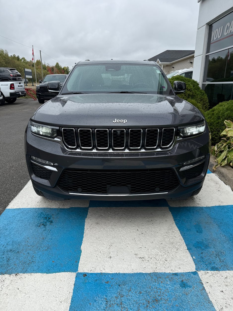 2023 Jeep Grand Cherokee LIMITED