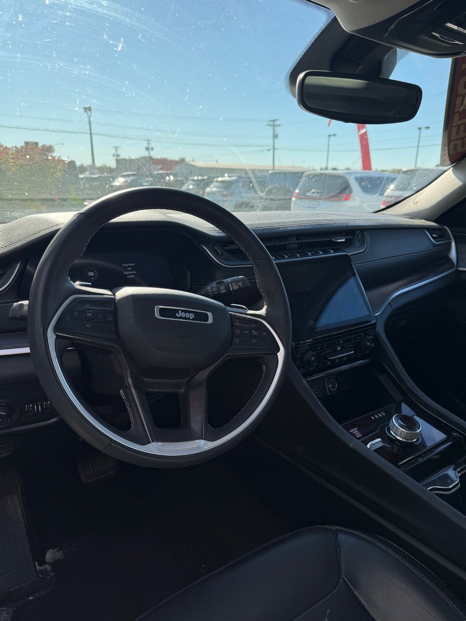 2023 Jeep GRAND CHEROKEE LIMITED