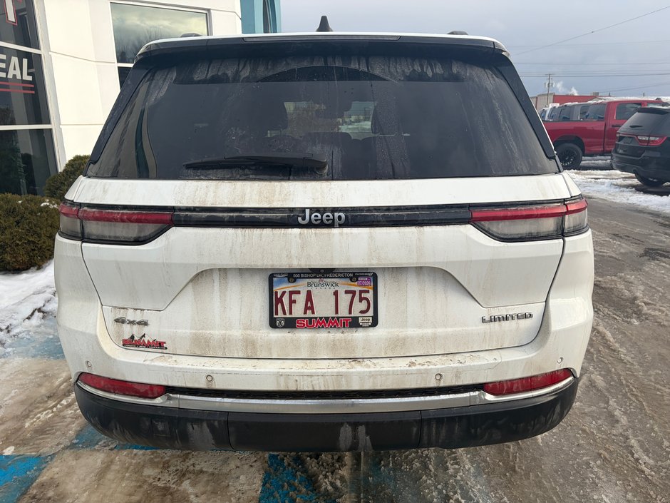 2023 Jeep GRAND CHEROKEE LIMITED