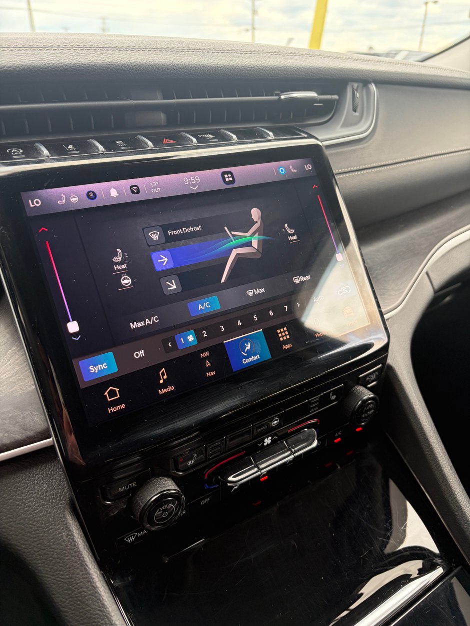 2023 Jeep GRAND CHEROKEE LIMITED