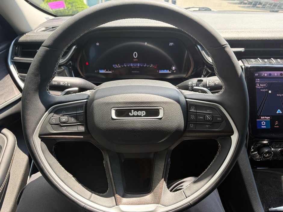 2023 Jeep GRAND CHEROKEE LIMITED