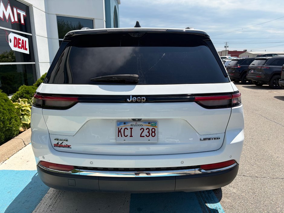 2023 Jeep GRAND CHEROKEE LIMITED