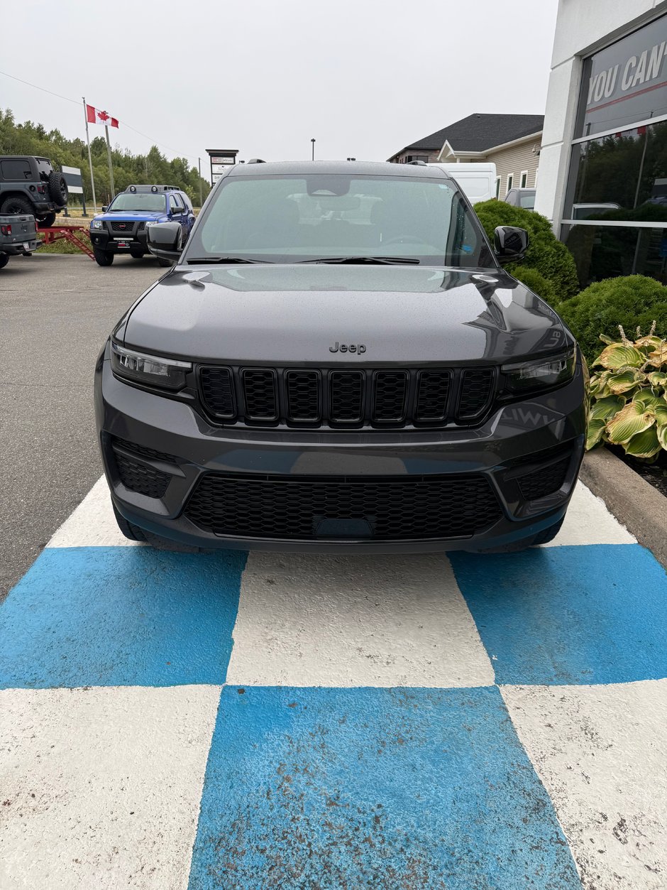 2024 Jeep Grand Cherokee ALTITUDE Original MSRP $65,705. SAVE HUGE!
