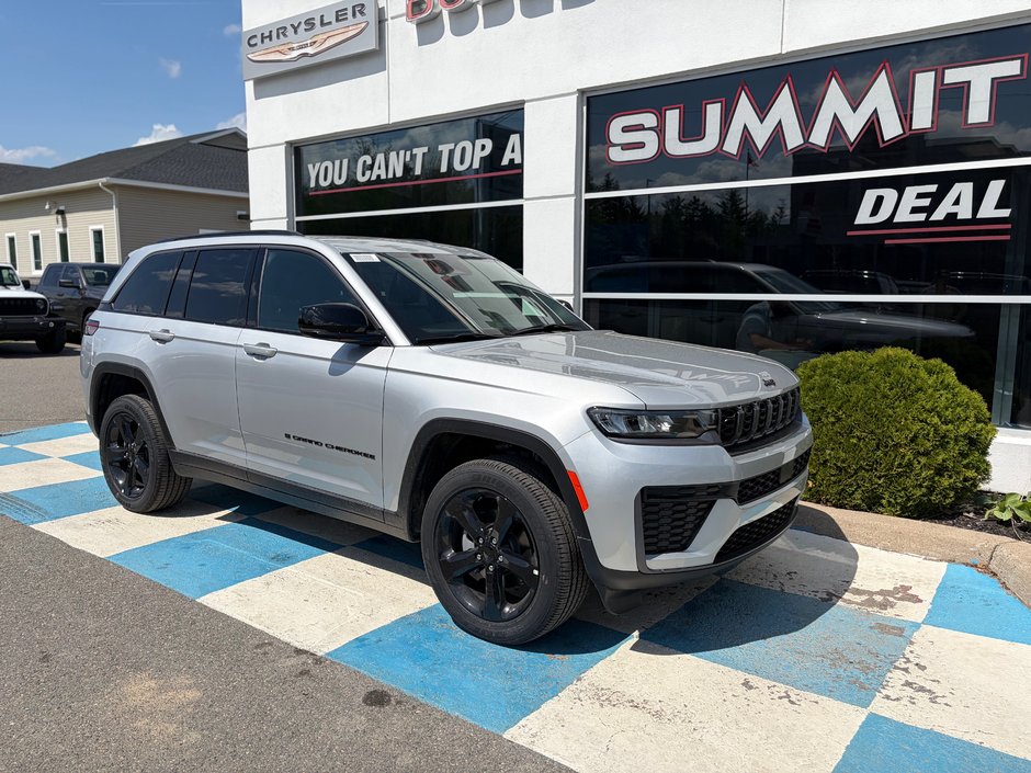 2026 Jeep Grand Cherokee ALTITUDE