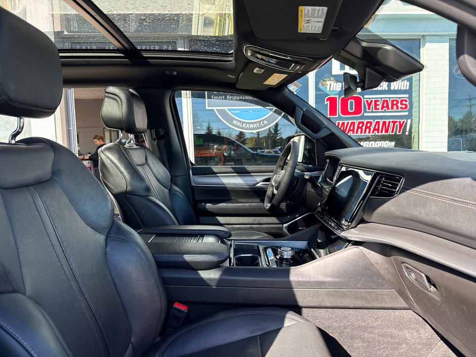 Jeep Wagoneer L Series II Carbide 2023