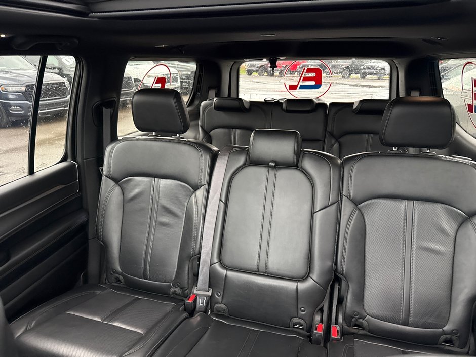 2024 Jeep Wagoneer Series II Carbide Full panoramic roof upgraded audio safety group