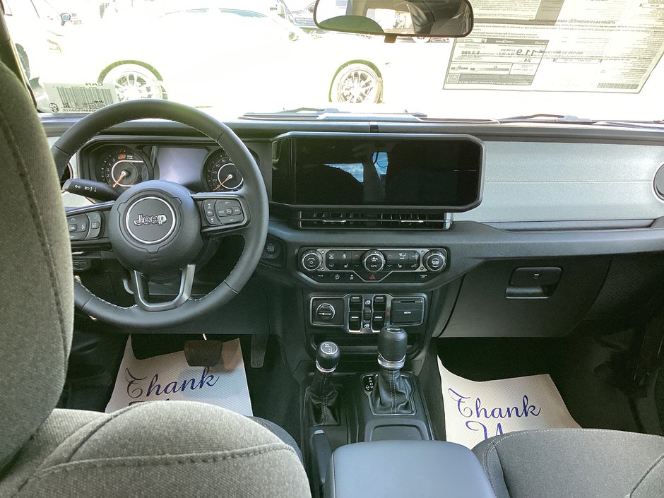2025 Jeep WRANGLER 4-Door SPORT S