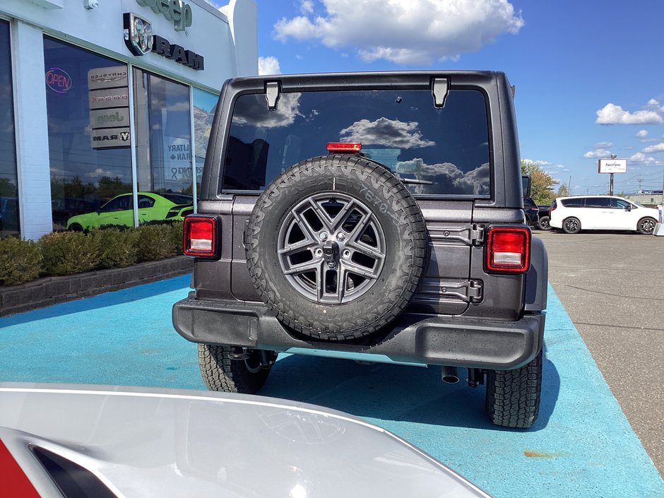2025 Jeep WRANGLER 4-Door SPORT S