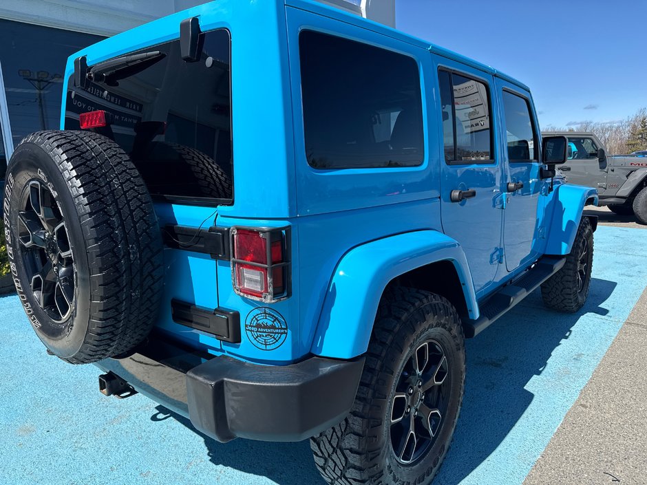2018 Jeep WRANGLER JK UNLIMITED Sahara smoky Mountain edition In absolutely amazing condition, leather navigation, tire wheel kit package