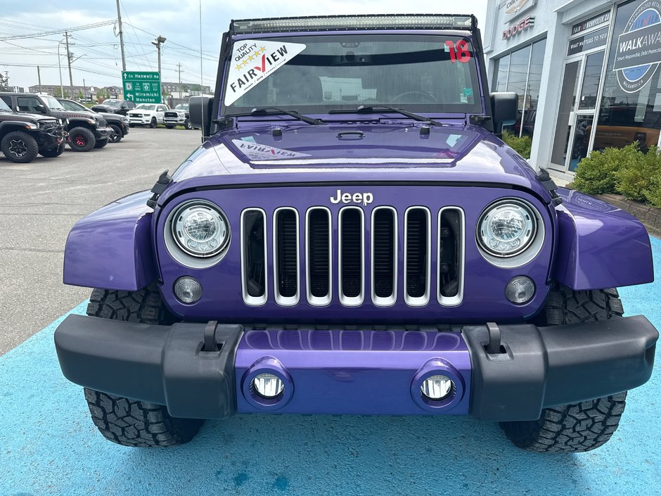 2018 Jeep WRANGLER JK UNLIMITED Sahara with 35 Brand new 35 inch tires, leather, limited edition, color, heated seat, seats, NAV, etc.