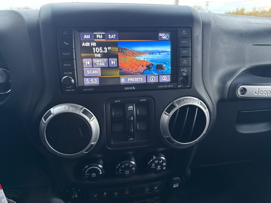 2018 Jeep Wrangler JK Unlimited Rubicon Amazing condition fully loaded