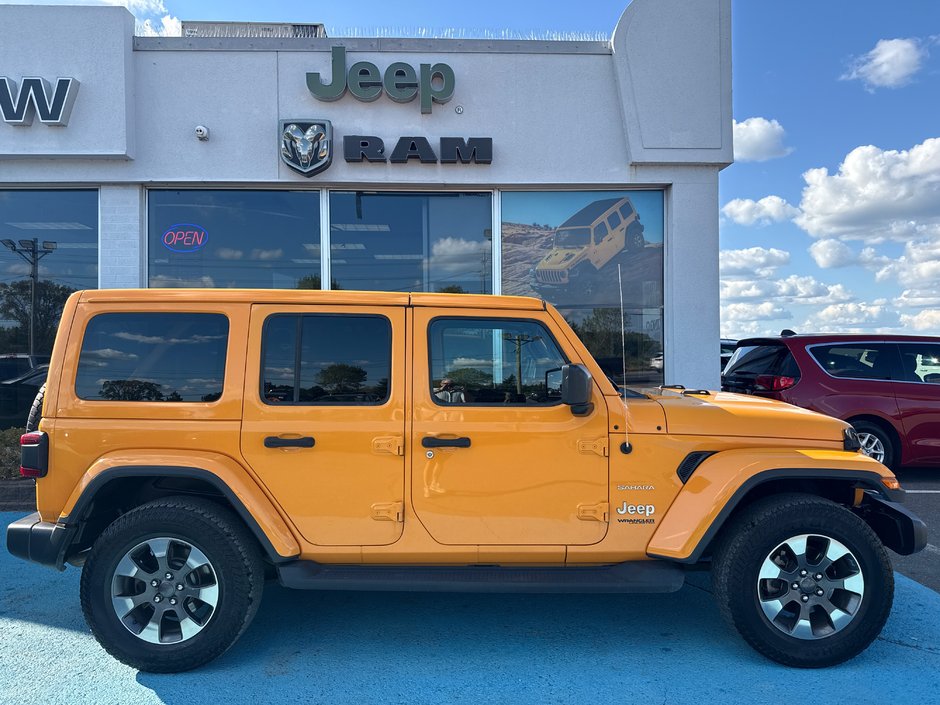 2018 Jeep Wrangler Unlimited Sahara loaded with leather Extreme rare edition