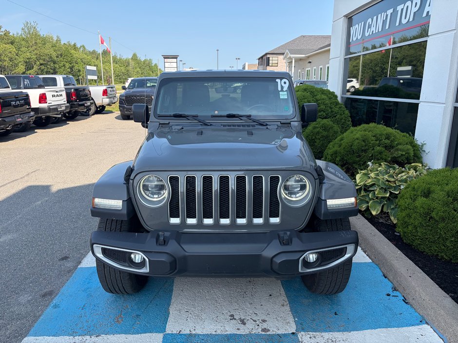 2019 Jeep WRANGLER UNLIMITED SAHARA