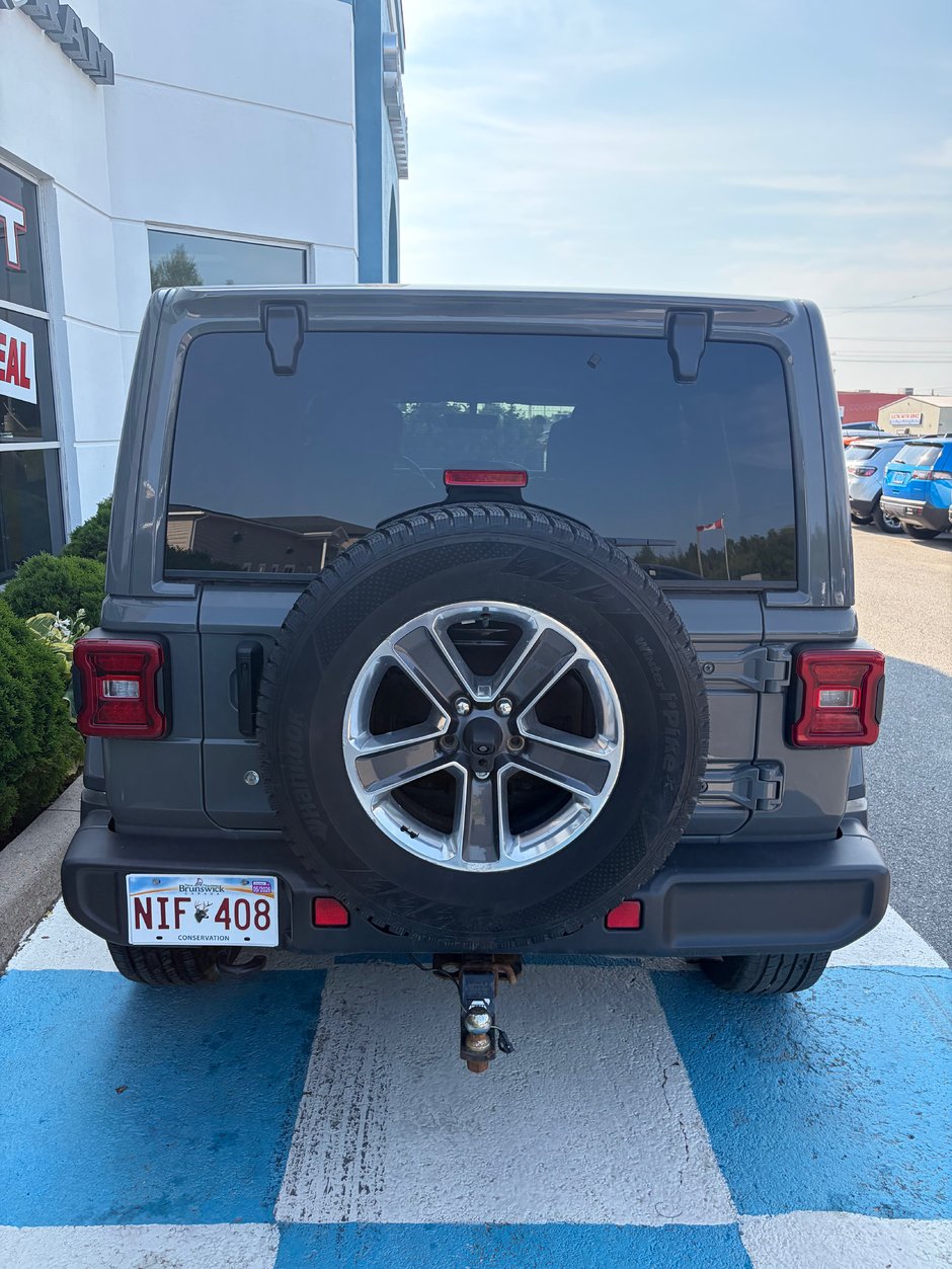 2019 Jeep WRANGLER UNLIMITED SAHARA