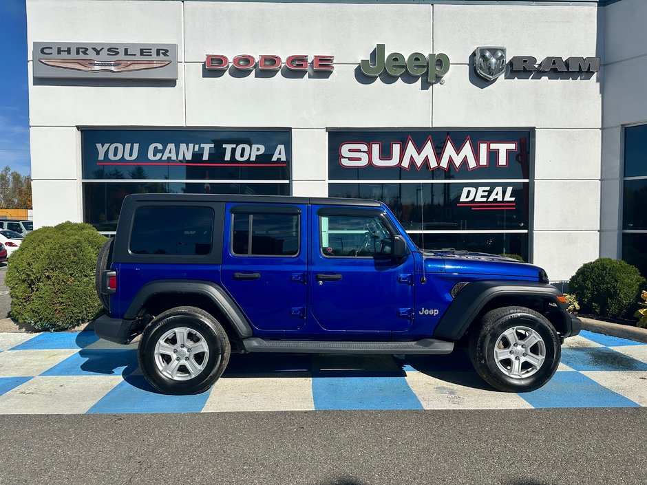 Jeep Wrangler Unlimited SPORT 2020